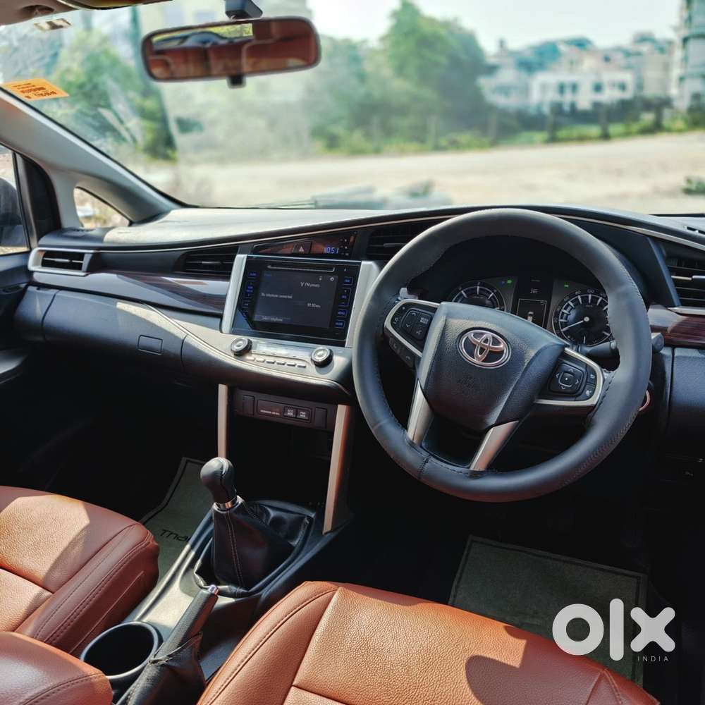 Toyota Innova Crysta 2017 Diesel Well Maintained