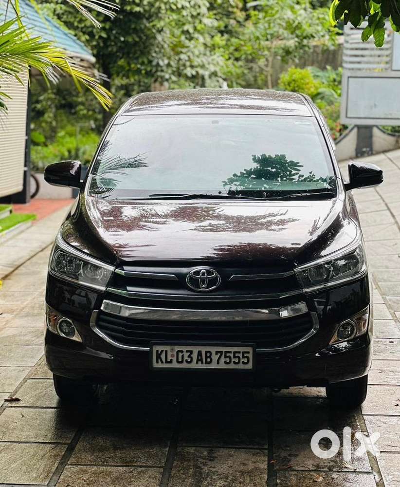 Toyota Innova Crysta 2.8 Gx At, 2017, Diesel
