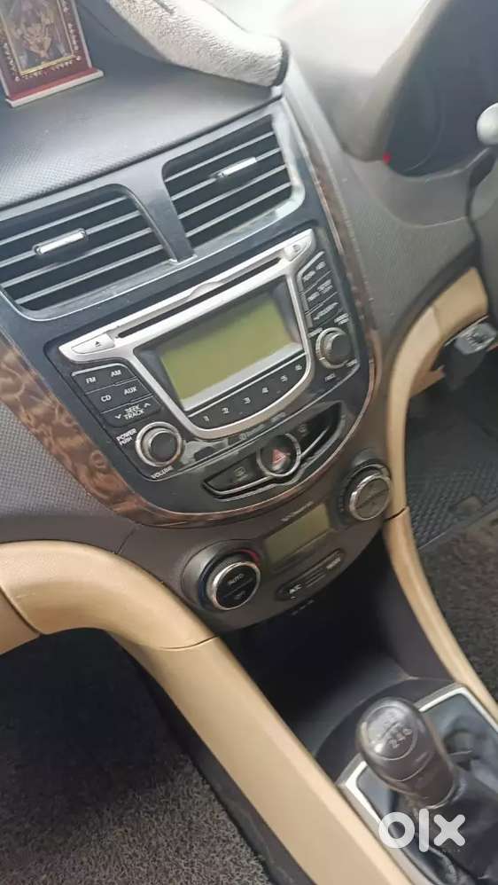 Hyundai Verna Sx Crdi 1.6 2011
