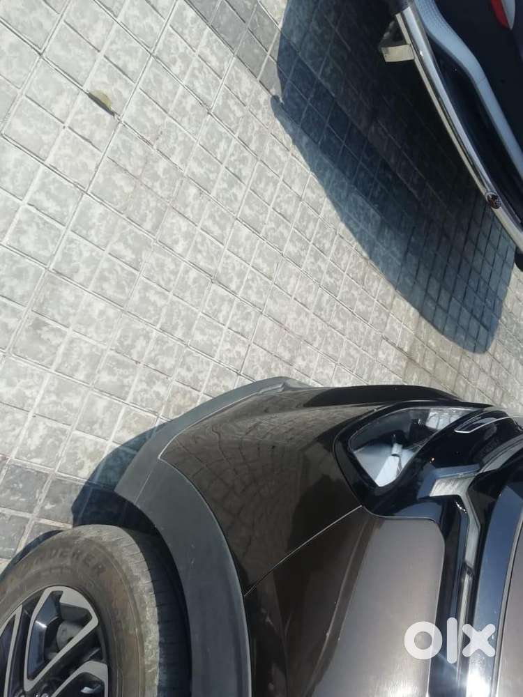 Kia Carens - Well Maintained Family Luxury Car - Very Less Driven