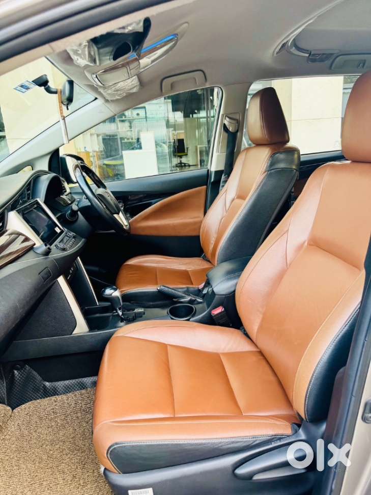 Toyota Innova Crysta 2.8z Automatic, 2016, Diesel