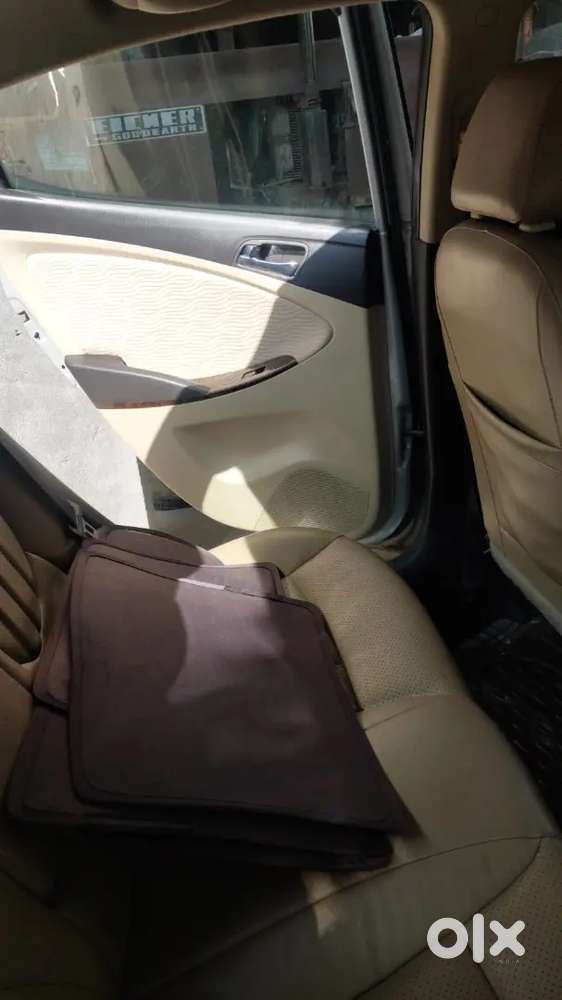 Hyundai Fluidic Verna 2013