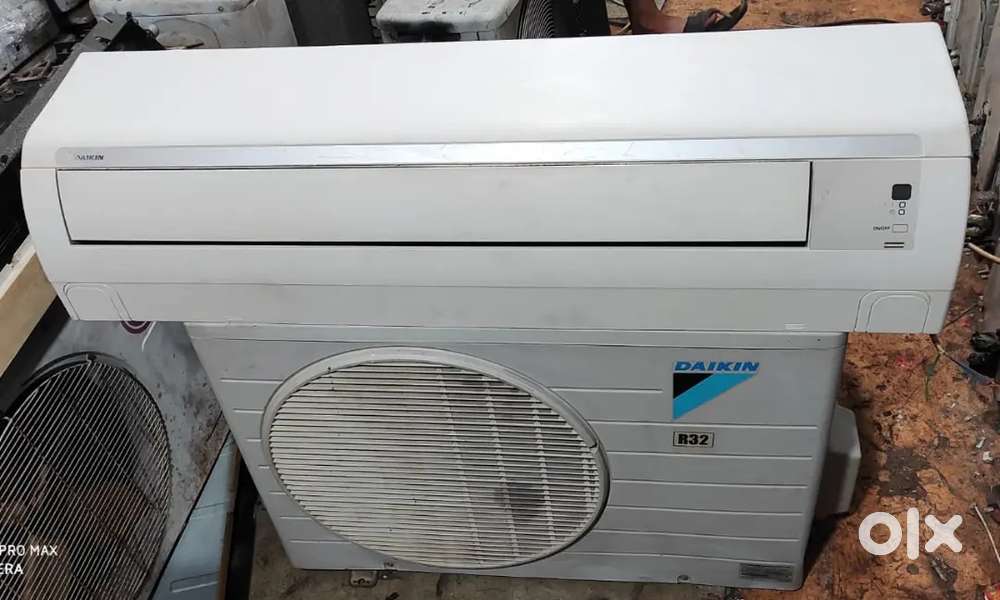 2 Ton Daikin split AC with warranty and good condition
