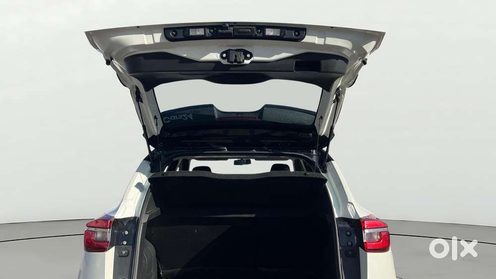 Nissan Magnite 1.0 Xv Premium Turbo (o) Dual Tone, 2022, Petrol