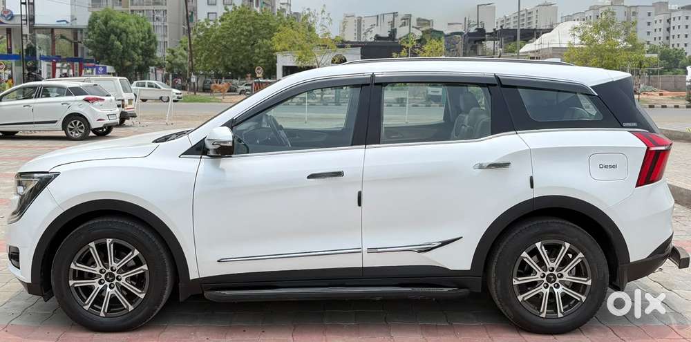 Mahindra Xuv700 2.2 Ax 7 Diesel At Str, 2024, Diesel