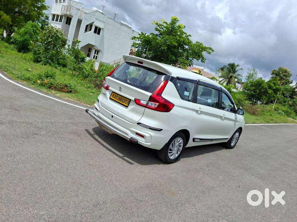 Maruti Suzuki Ertiga Vxi Shvs, 2022, Cng & Hybrids