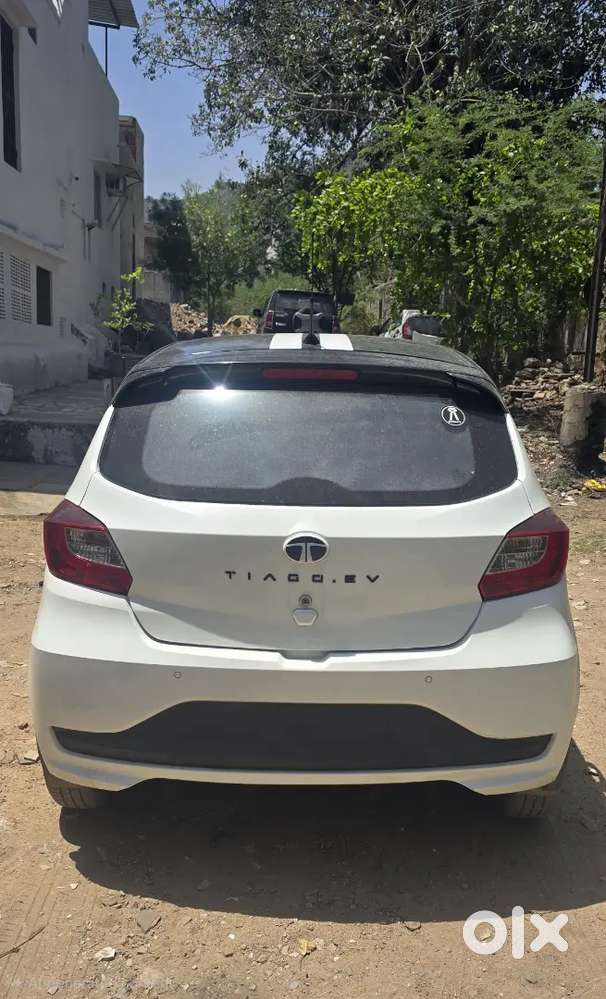 Tata Tiago Ev 2025 Electric 14000 Km Driven