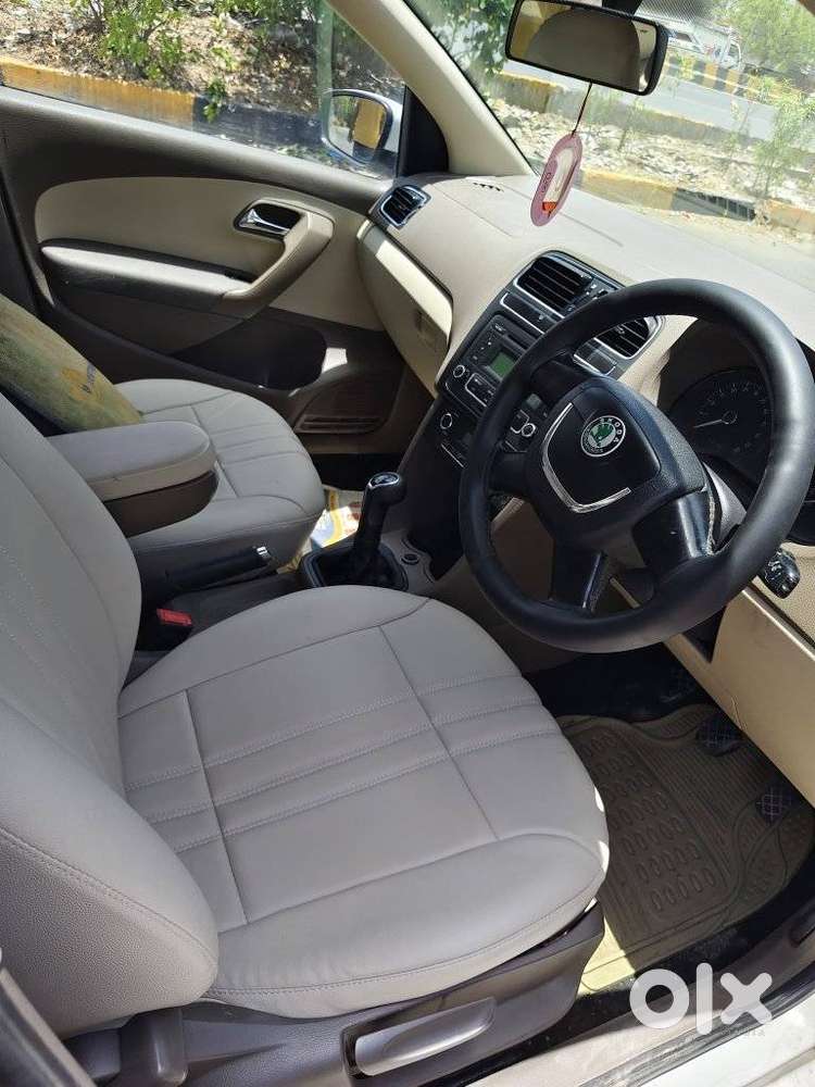 Skoda Rapid Elegance 1.6 Tdi Cr Manual, 2012, Diesel