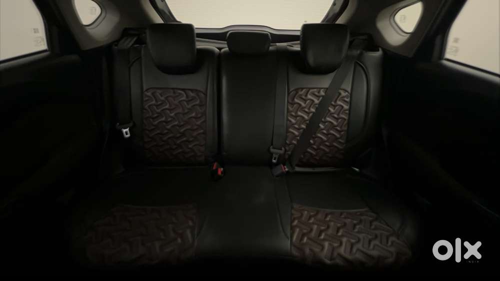 Maruti Suzuki Fronx Delta Plus 1.2l Ags, 2023, Petrol