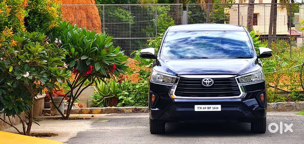 Toyota Innova Crysta [2020-ongoing] 2.4 Gx At 7 Str, 2021, Diesel