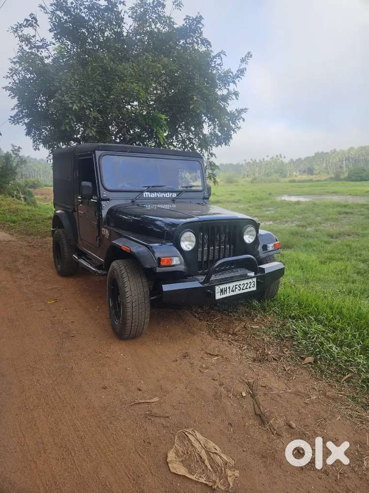 Mahindra Thar Crde 2016 With Costly Alloy And Tyre Worth 70k