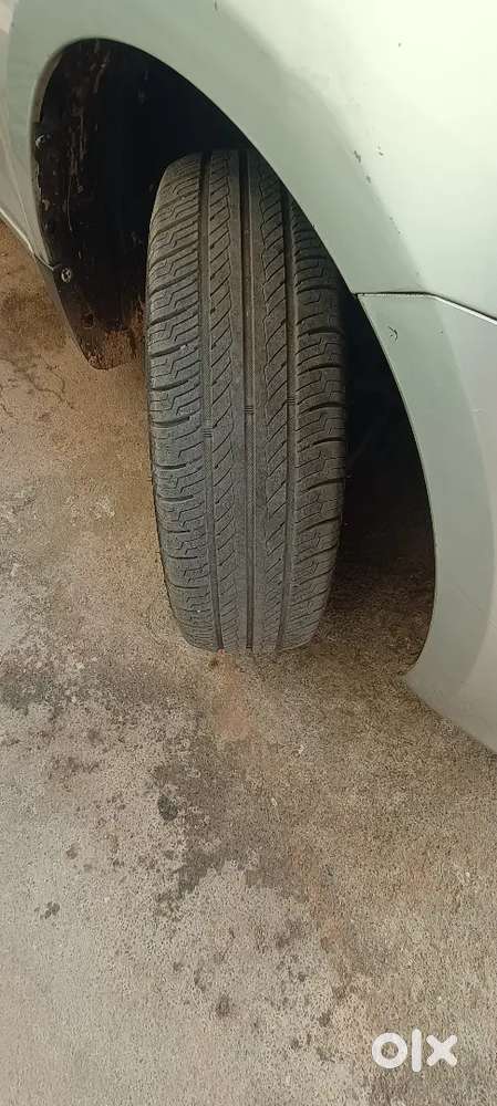 Maruti Suzuki Swift Dzire 2013