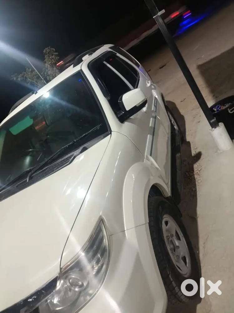 Tata Safari Storme 2015 Diesel Well Maintained