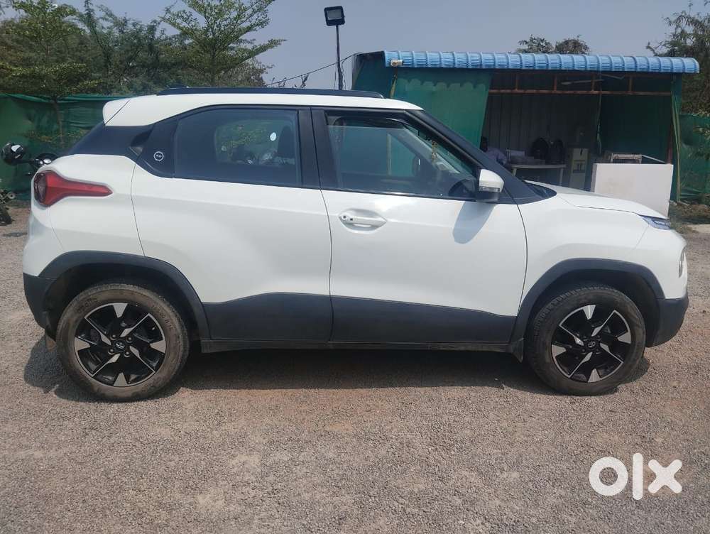 Tata Punch Accomplished Amt Sunroof, 2023, Petrol