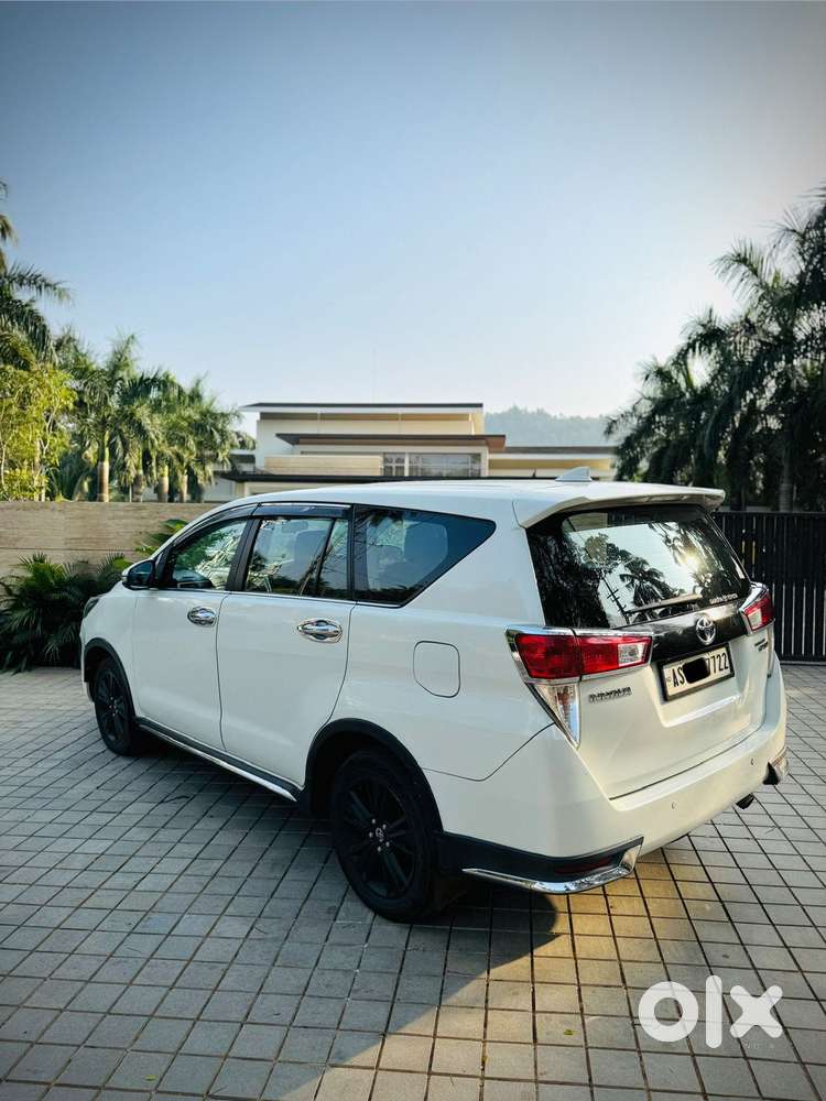 Toyota Innova Crysta 2.8 At Touring Sport, 2017, Diesel