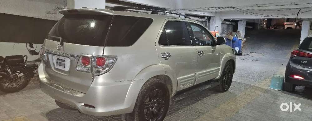 Toyota Fortuner Legender 2015