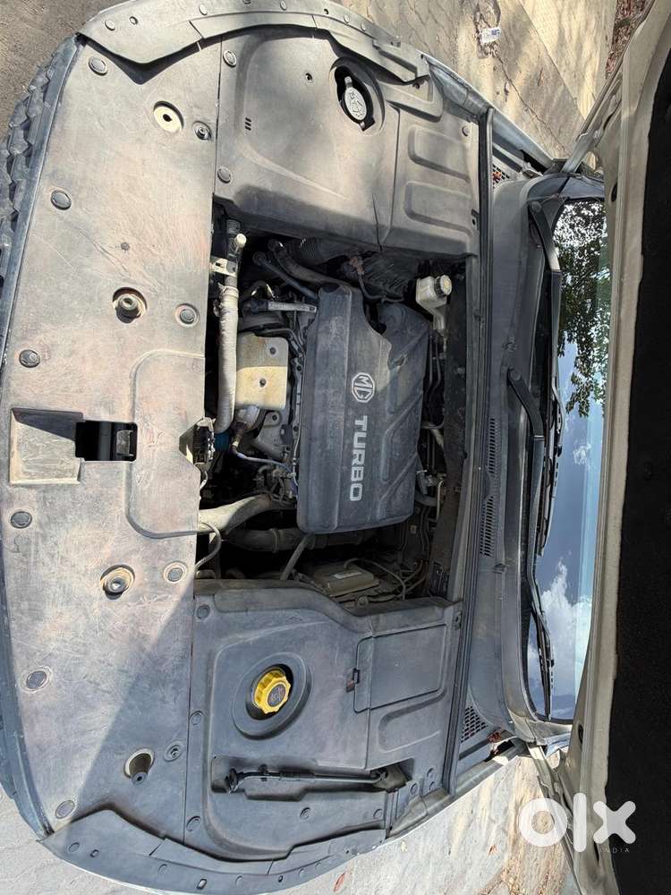 Mg Hector Plus, 2021, Petrol