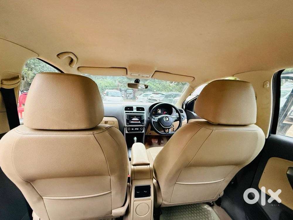 Volkswagen Vento 1.2 Highline Plus At 16 Alloy, 2016, Petrol