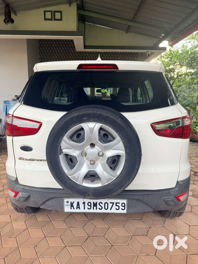 Ford Ecosport Petrol Car