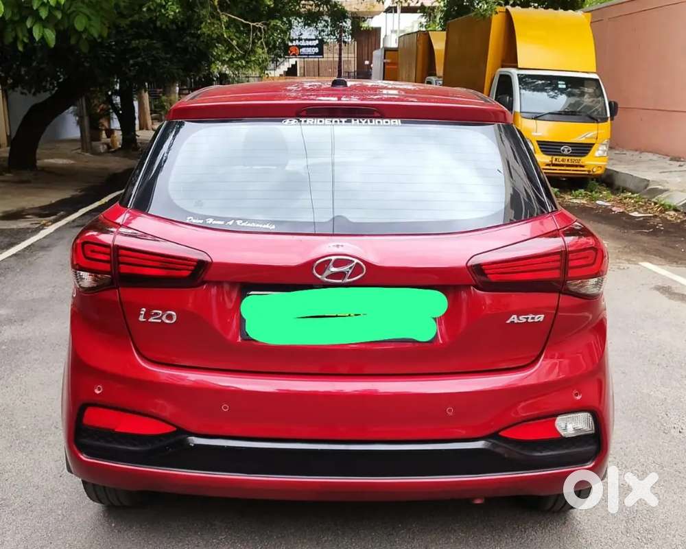 Hyundai I20 2018 Petrol 70000 Km Driven