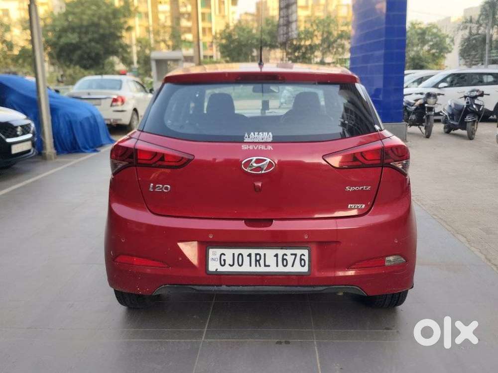 Hyundai I20 1.2 Sportz (o), 2015, Cng & Hybrids
