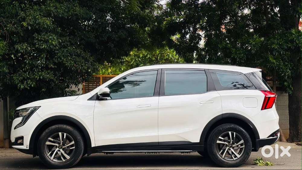 Mahindra Xuv700 2.2 Ax 5 Diesel At 7 Str, 2022, Diesel