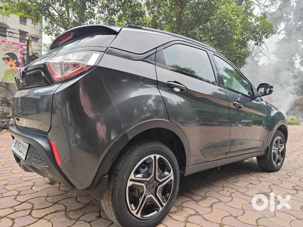 Tata Nexon 1.5 Revotorq Xt, 2018, Diesel
