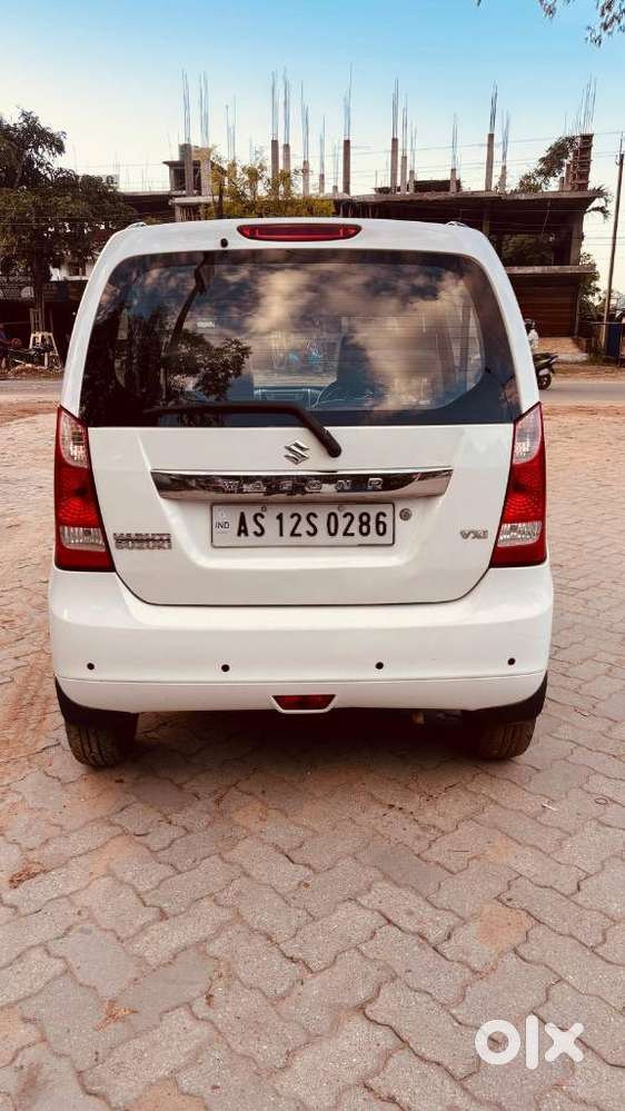 Maruti Suzuki Wagon R Vxi Amt1.2, 2017, Petrol