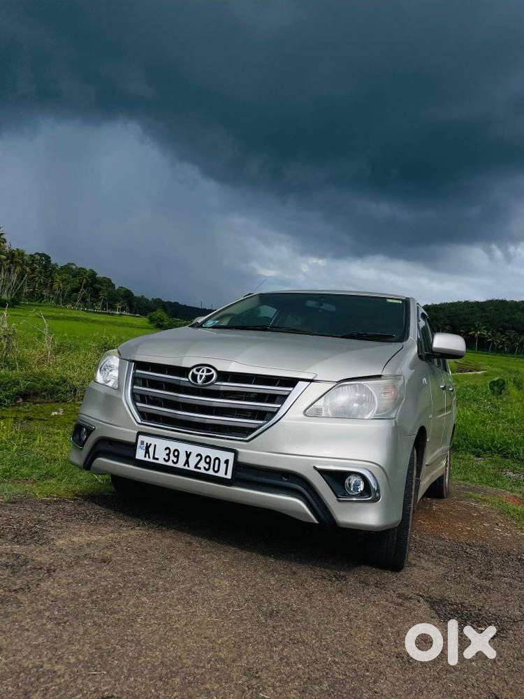 Toyota Innova 2.5 G (diesel) 7 Seater Bs Iv, 2013, Diesel