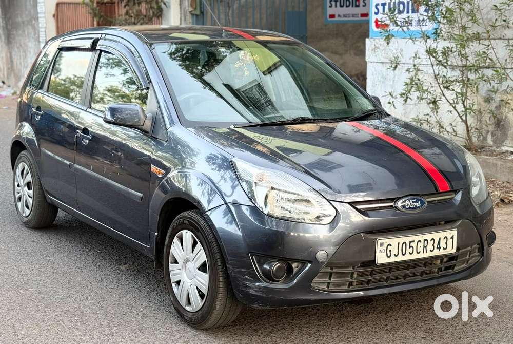 Ford Figo, 2011, Petrol