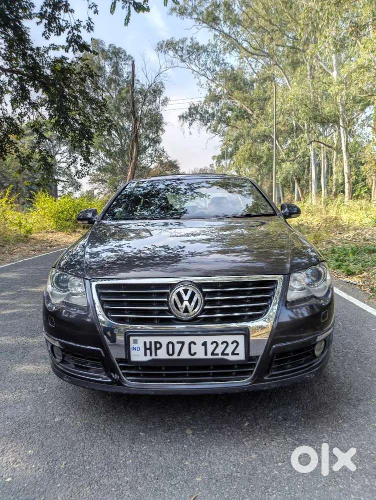 Volkswagen Passat 2010 Petrol 132000 Km Driven