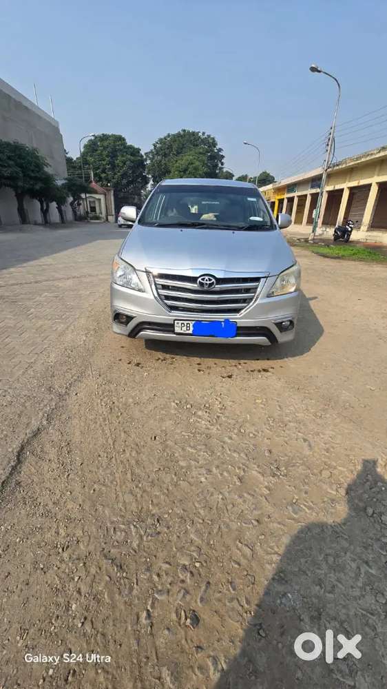 Toyota Innova 2013 Diesel Well Maintained
