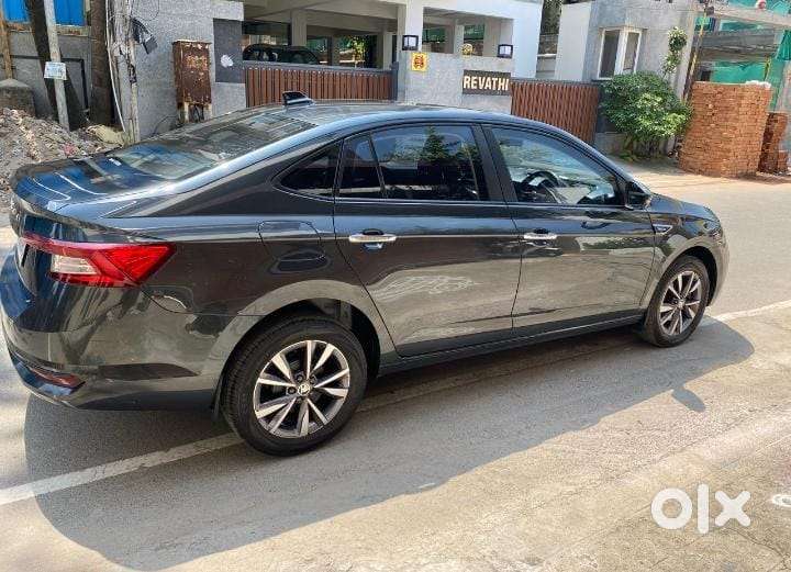 Skoda Slavia 1.0 Ambition Tsi At, 2023, Petrol