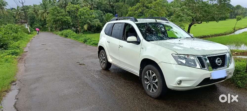 Nissan Terrano 2014 Diesel 125000 Km Driven