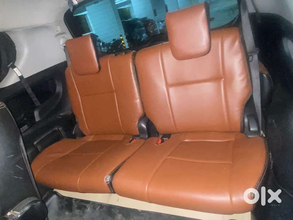 Toyota Innova Crysta 2016 Diesel Well Maintained
