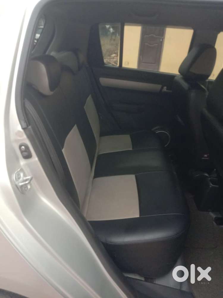 Maruti Suzuki Swift Vxi + Manual, 2009, Petrol