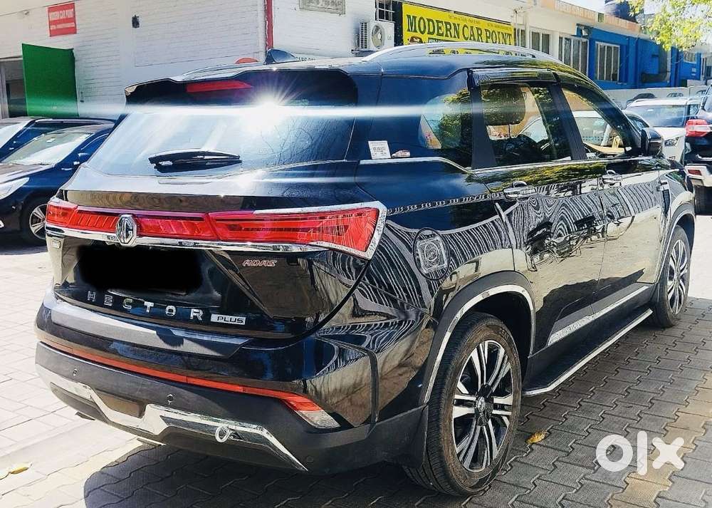 Mg Hector Plus Savvy Pro 1.5 Turbo Petrol Cvt 6 Str, 2025, Petrol