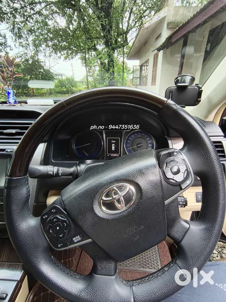 Toyota Camry Hybrid 2016 In Immaculate Condition