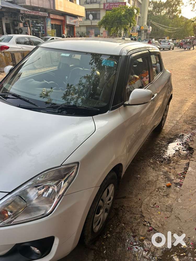 Swift Maruti Suzuki 2023