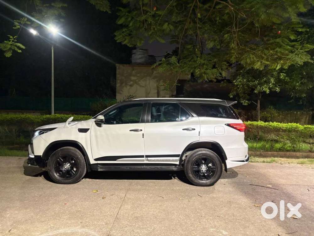 Toyota Fortuner Leader Edition (at), 2025, Diesel