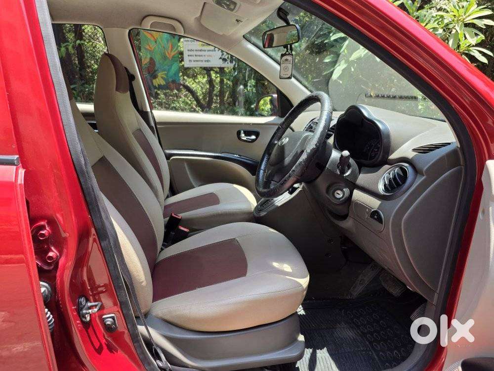 Hyundai I10 Sportz At, 2013, Petrol
