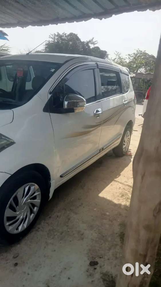 2016 Maruti Suzuki Ertiga Anniversary Edition