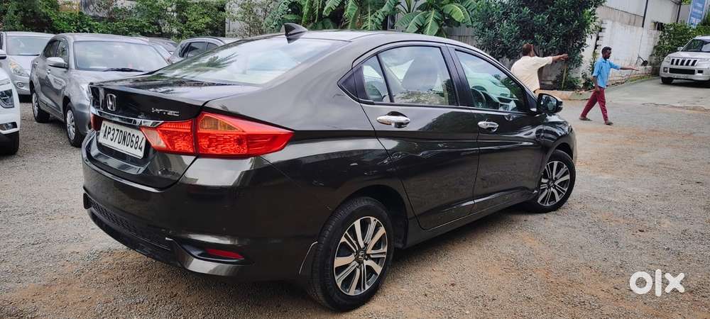 Honda City 1.5 V Mt, 2018, Petrol