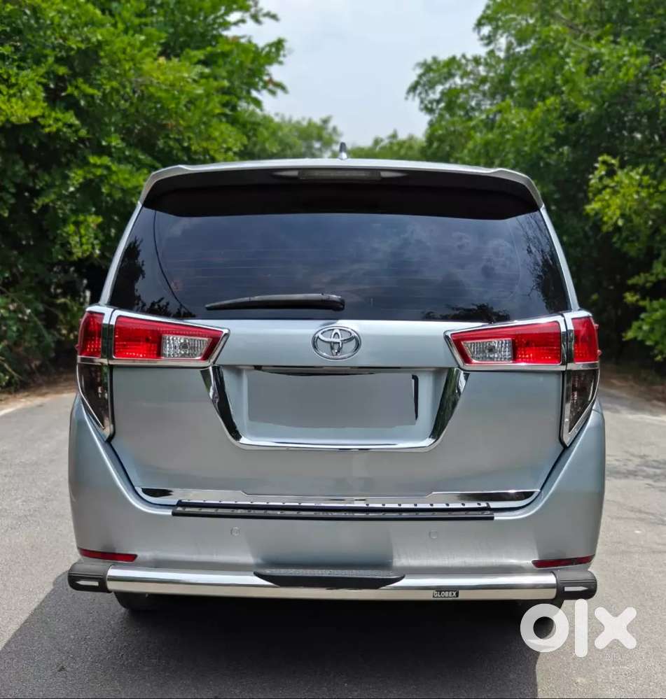 Toyota Innova Crysta 2016