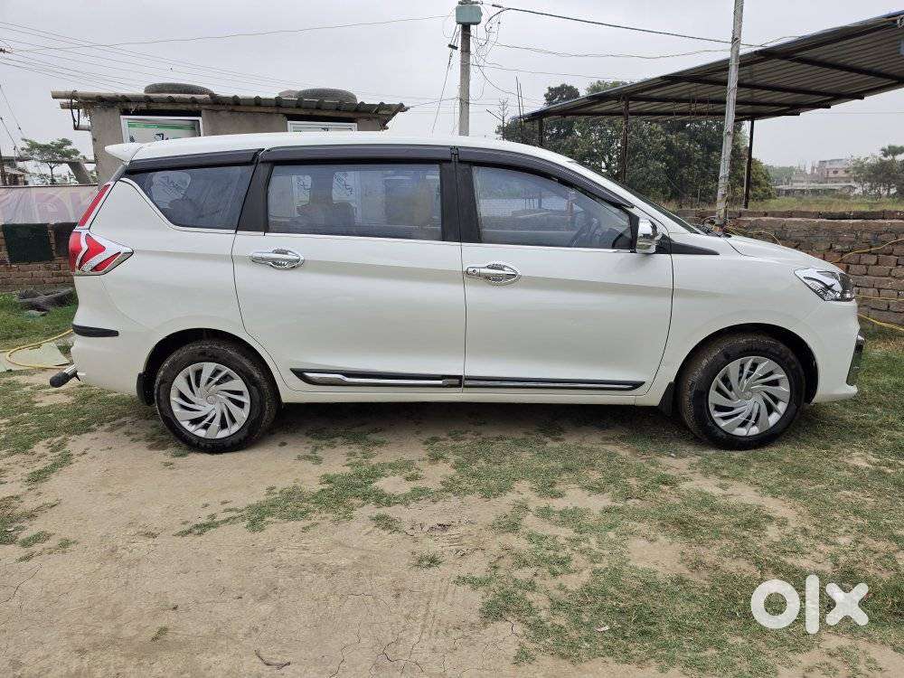 Maruti Suzuki Ertiga Vxi At Petrol, 2021, Petrol