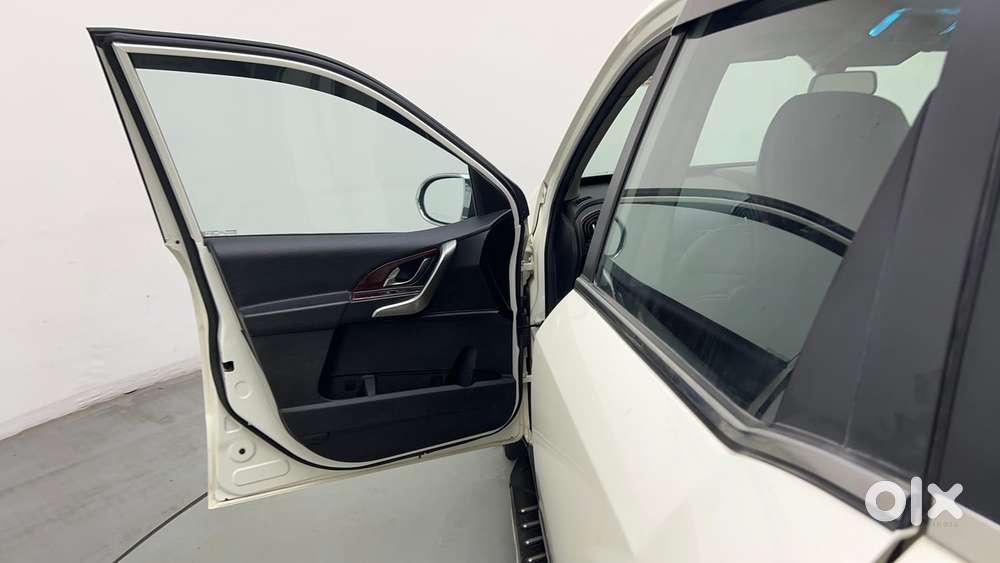 Mahindra Xuv500 W7, 2021, Diesel