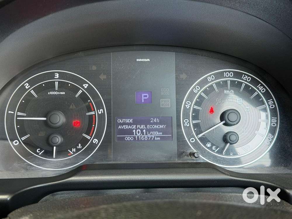 Toyota Innova Crysta 2.8 Gx At 8s, 2016, Diesel