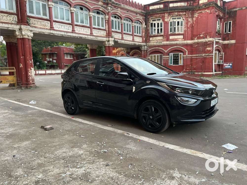 Tata Altroz 2023 Petrol Year