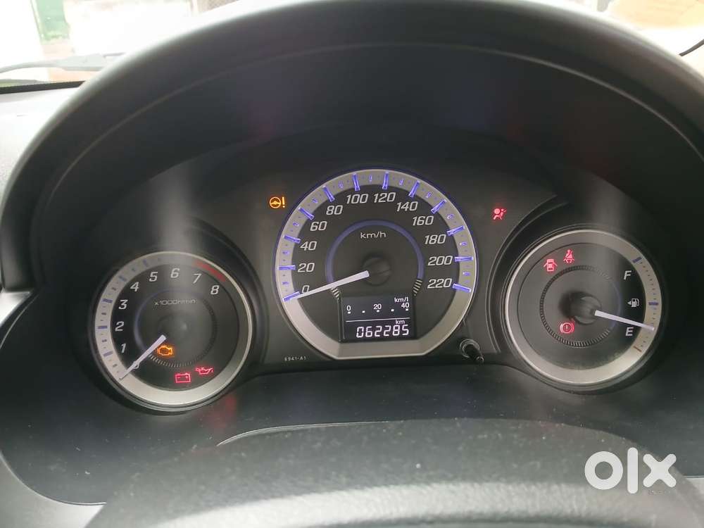 Honda City V Mt, 2013, Petrol