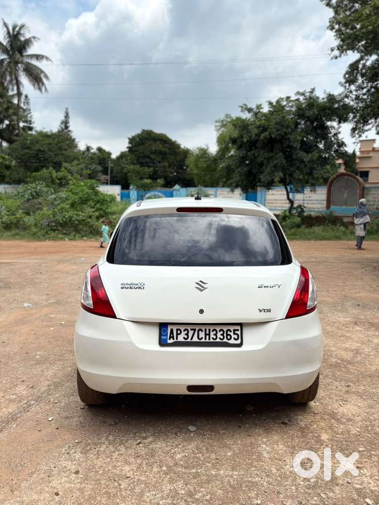 Maruti Suzuki Swift Vdi Bs Iv, 2015, Diesel